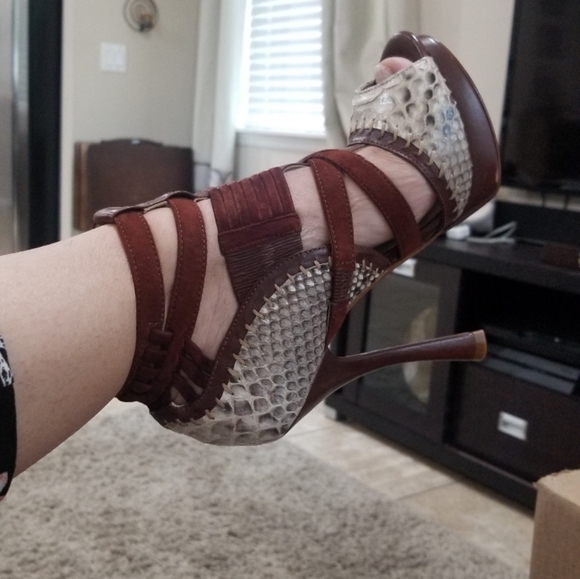 Alexandre Birman python heels/ Pre-Loved - Picture 2 of 14